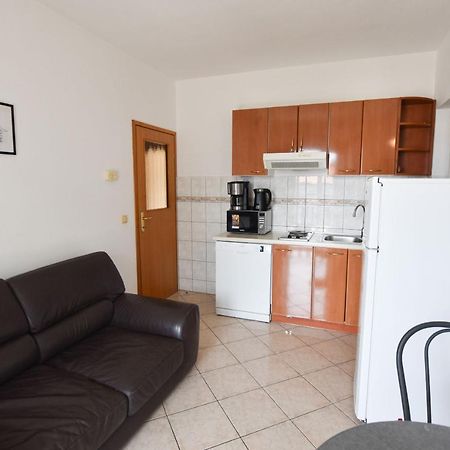 Apartments Karmen I Primošten Dış mekan fotoğraf