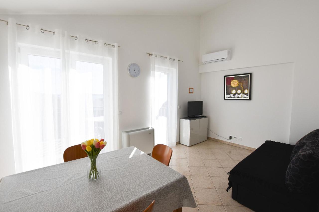 Apartments Karmen I Primošten Dış mekan fotoğraf