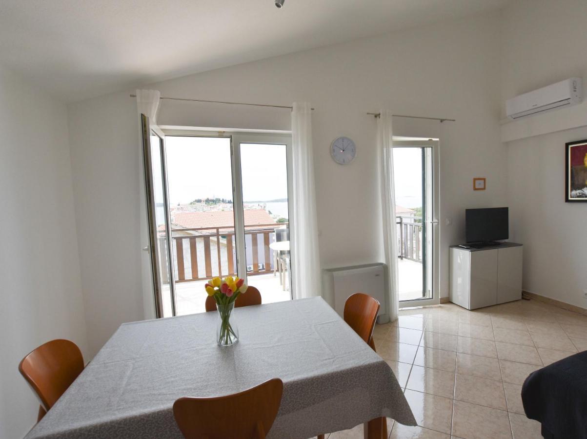 Apartments Karmen I Primošten Dış mekan fotoğraf