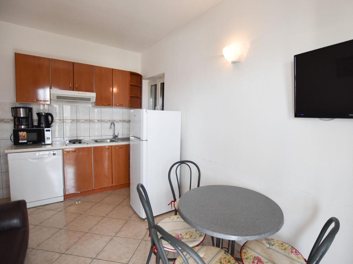 Apartments Karmen I Primošten Dış mekan fotoğraf