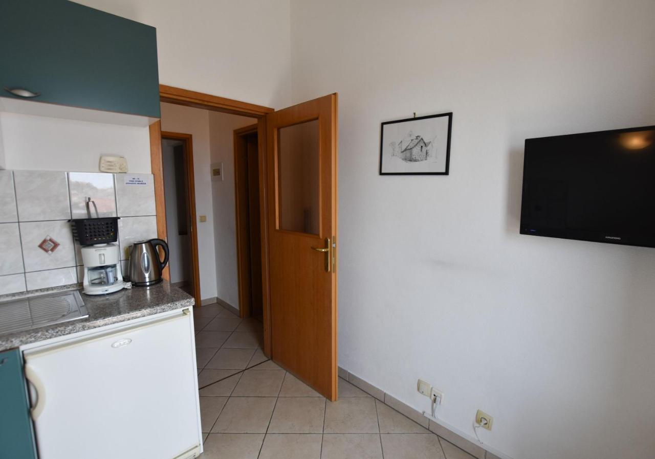 Apartments Karmen I Primošten Dış mekan fotoğraf